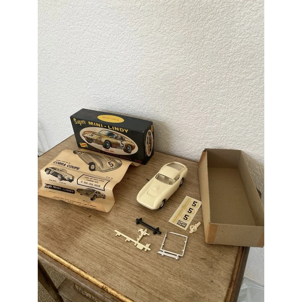 Vintage 1968 Lindberg Super Mini-Lindy Cobra Coupe S101 1/32 Kit Opened Read!